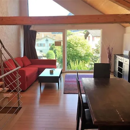 Triplex Spacieux Apartment